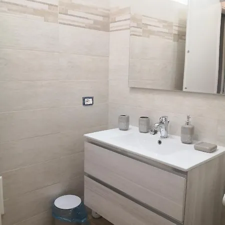 Nuova Casa Lucrezia Appartamento Lido Di Fondi